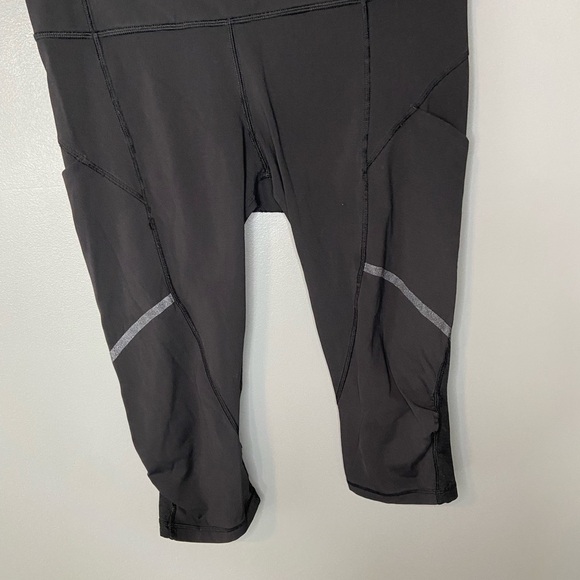 Lululemon Cropped Leggings - Picture 4 of 7